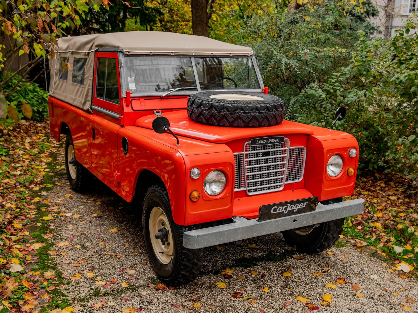 Land Rover Series III 109 2.25 Baché 1976 Rouge - 1