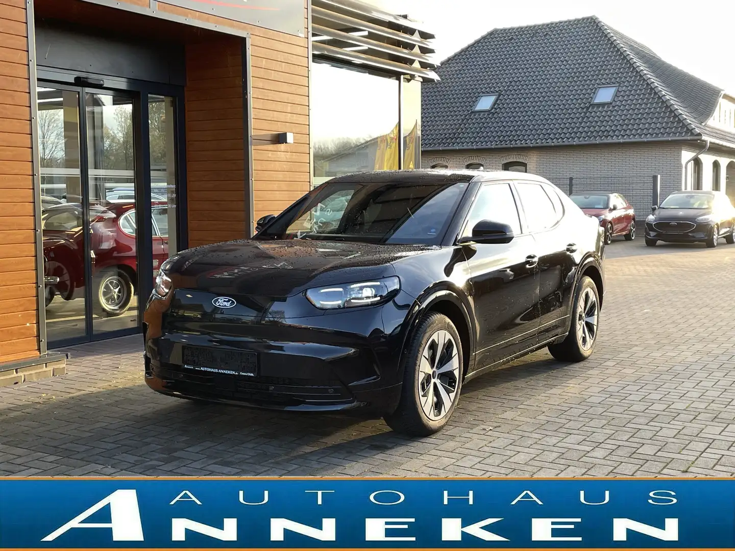 Ford Capri RWD*WÄRMEPUMPE*KAMERA*MASSAGE*52kWh Schwarz - 1