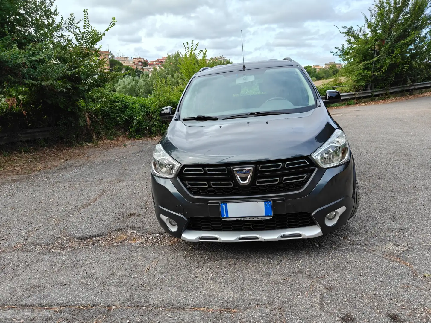 Dacia Lodgy 2018 Stepway 1.5 dci Brave 7posti km 170000 Grigio - 2