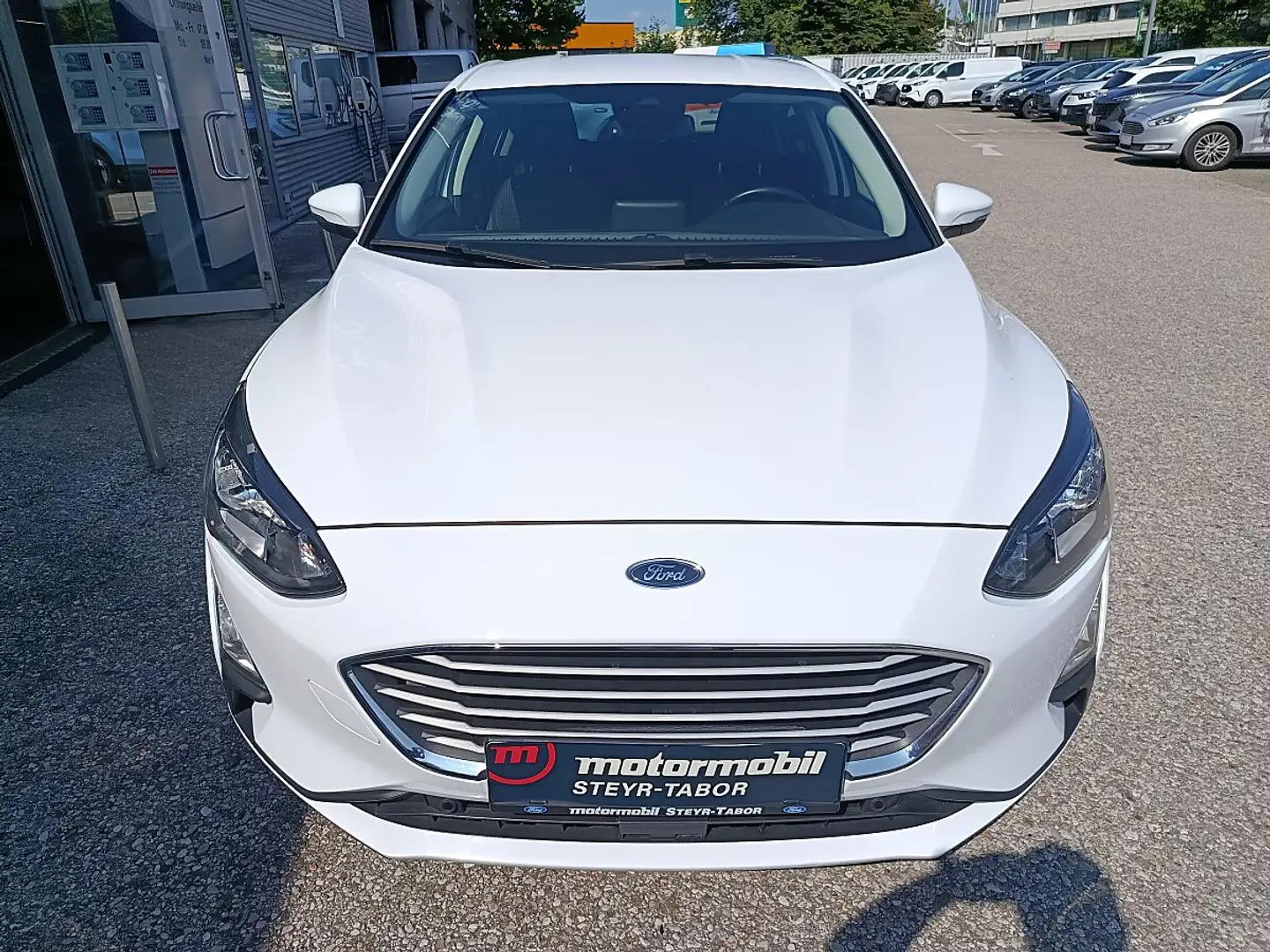 Ford Focus 1,0 EcoBoost Cool & Connect Weiß - 2
