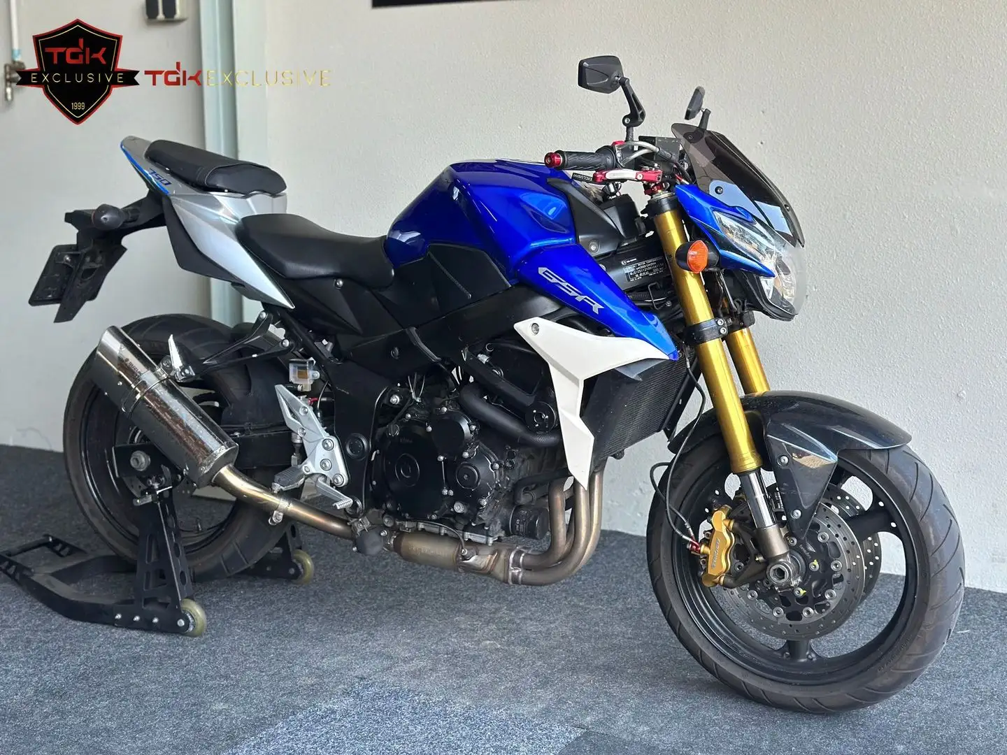 Suzuki GSR 750 Blauw - 1