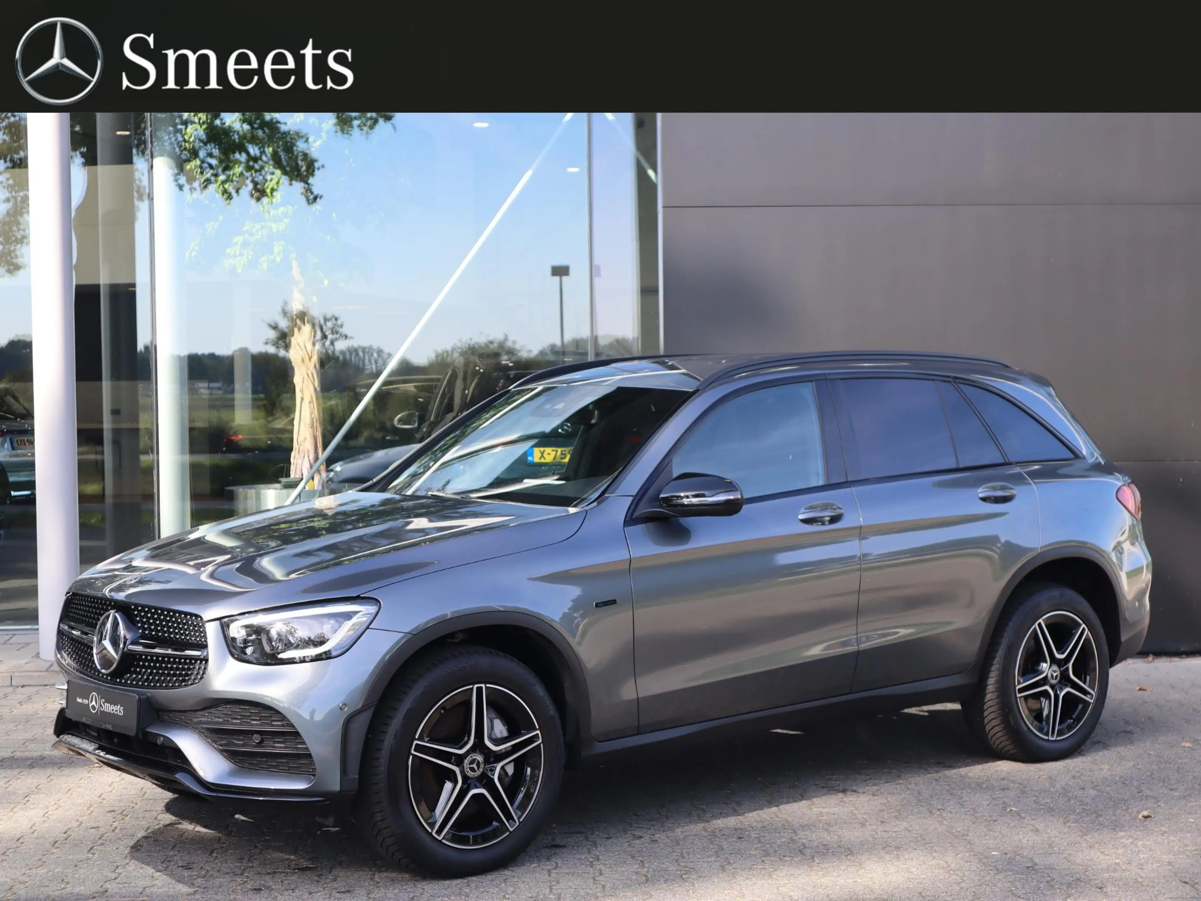 Mercedes-Benz GLC 300 300e 4MATIC Premium l Trekhaak l Nightpakket l Car
