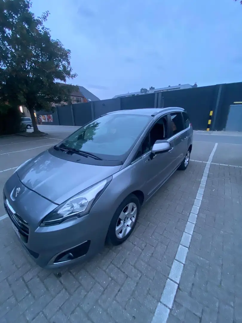 Peugeot 5008 HDI FAP 115 Style - 2