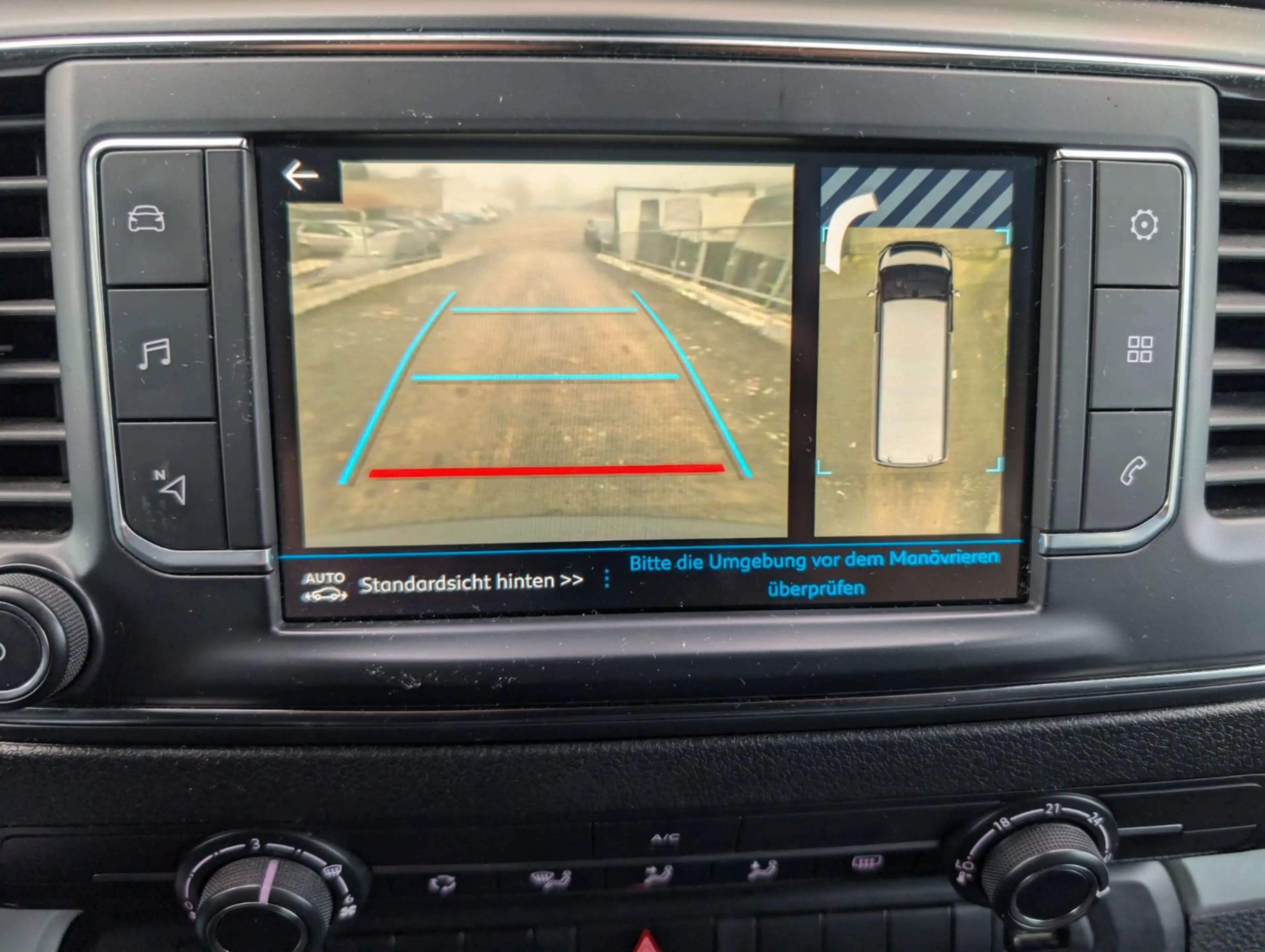 Peugeot Traveller Business 2.0 BlueHDi L3 9-Sitzer — photo 14