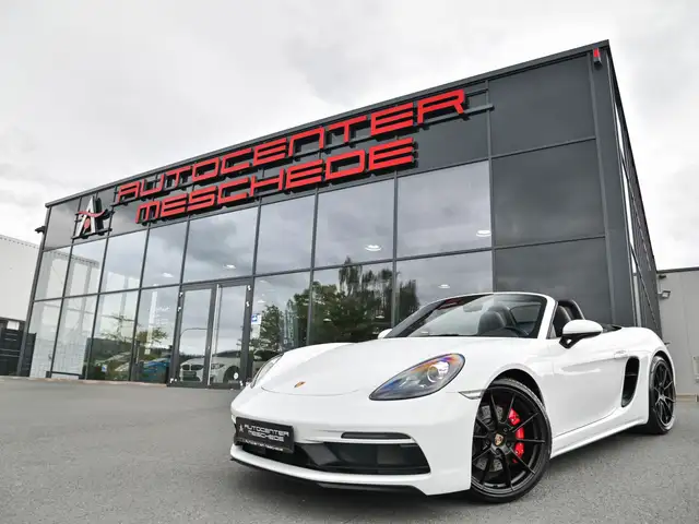 Porsche Boxster GTS 4.0 Navi* Carplay* Sitzh.* 20 Zoll*