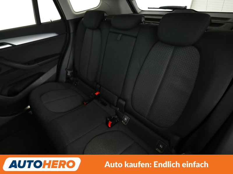 BMW X1 sDrive 18i Advantage Aut.*NAVI*LED*TEMPO*PDC* — photo 14