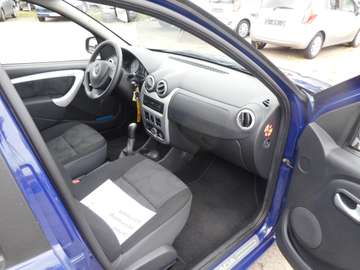 Bild 13 Dacia Sandero 1.6 MPI Laureate