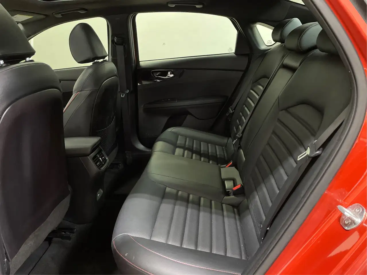 Kia Forte снимка Kia Forte