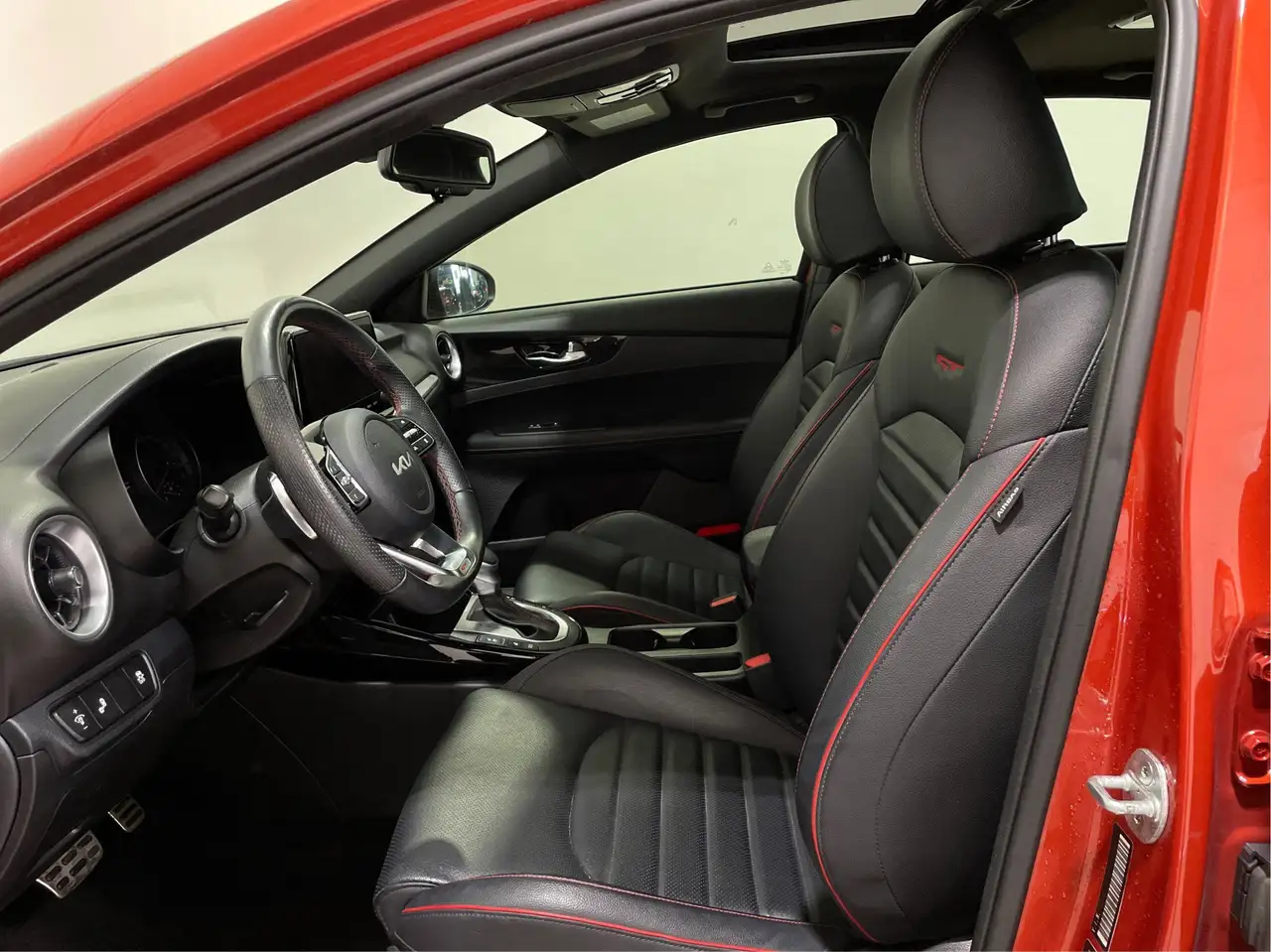Kia Forte снимка Kia Forte