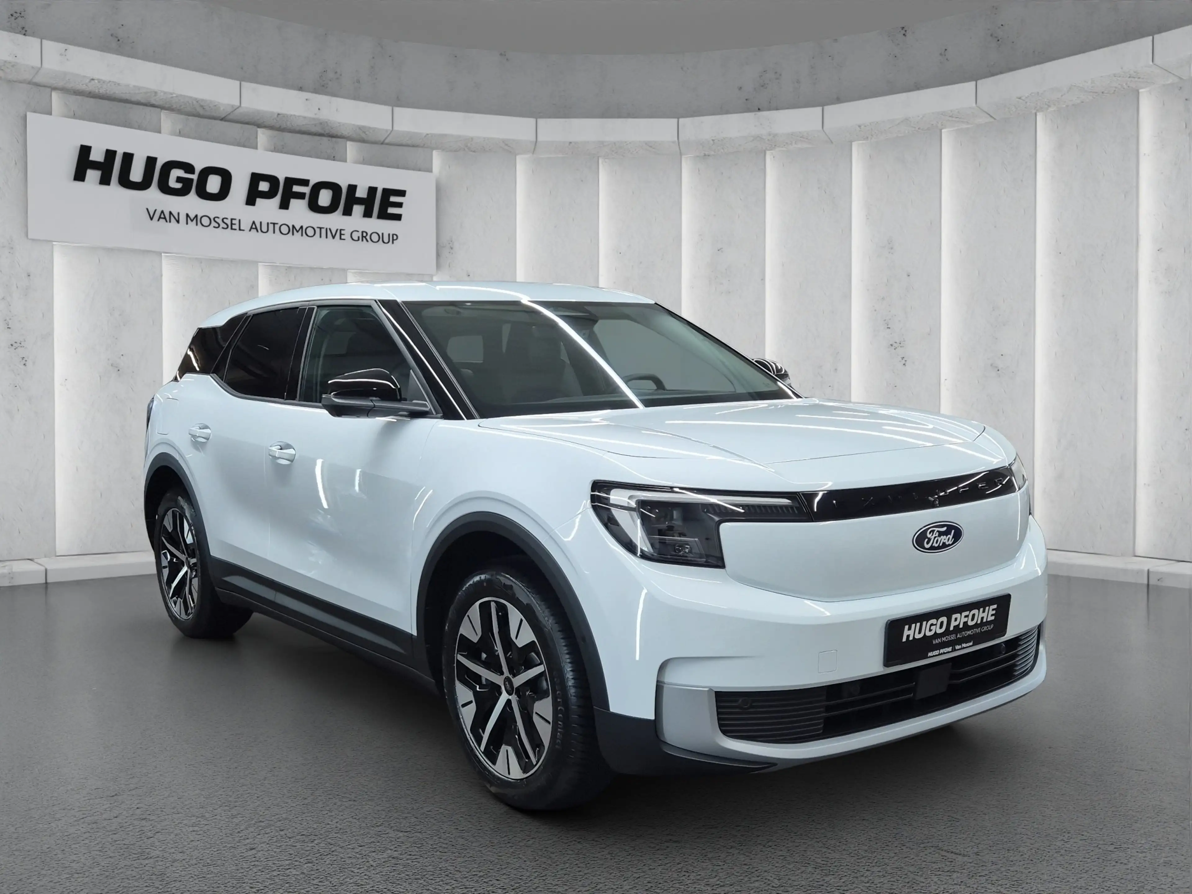 Ford Explorer Premium Extended Range 79kWh RWD Sports Utility Ve — photo 7