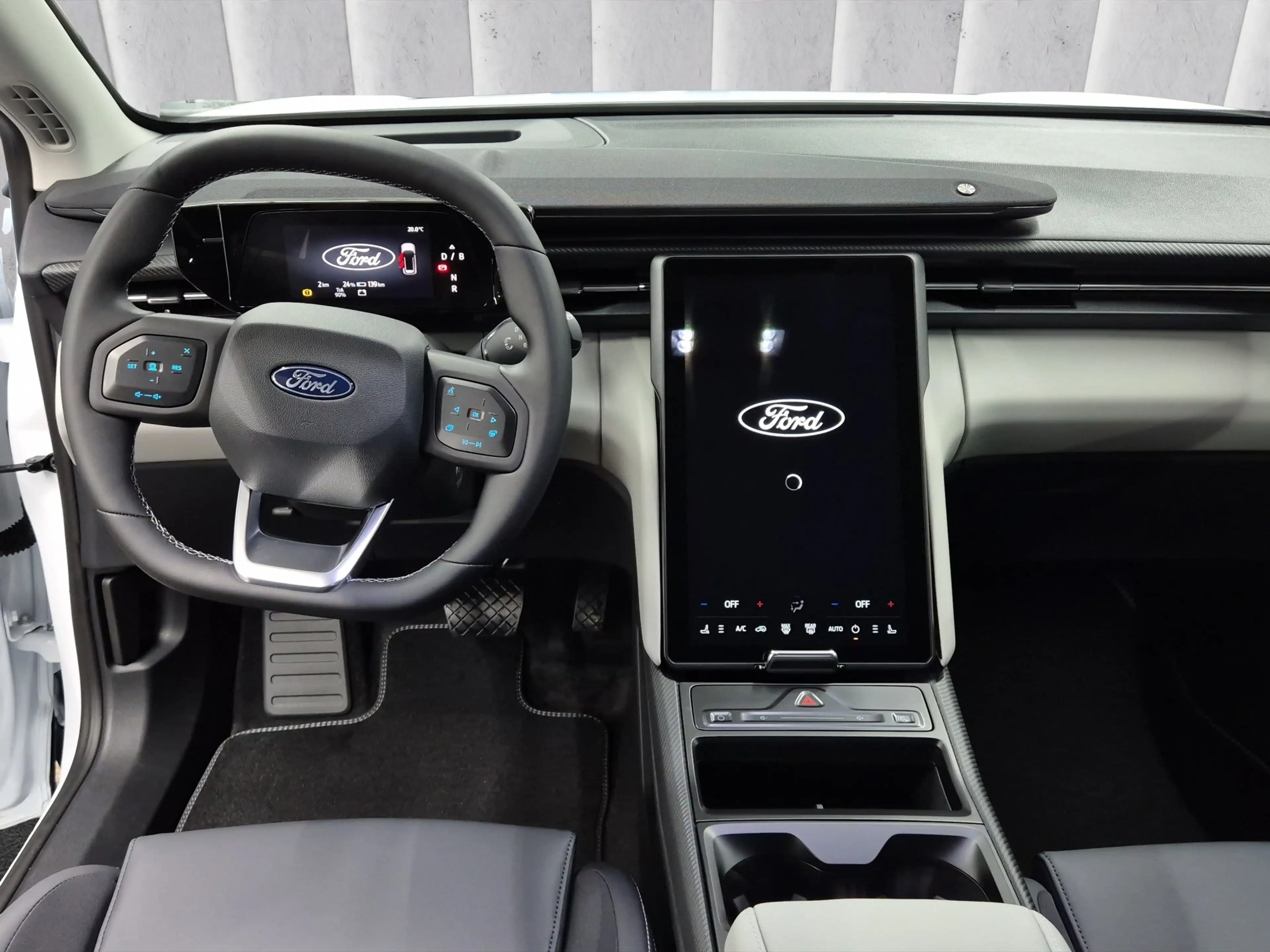 Ford Explorer Premium Extended Range 79kWh RWD Sports Utility Ve — photo 12