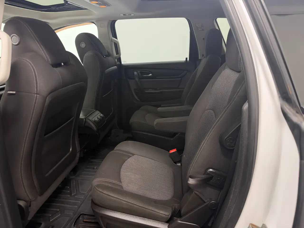 Chevrolet Traverse photo Chevrolet Traverse