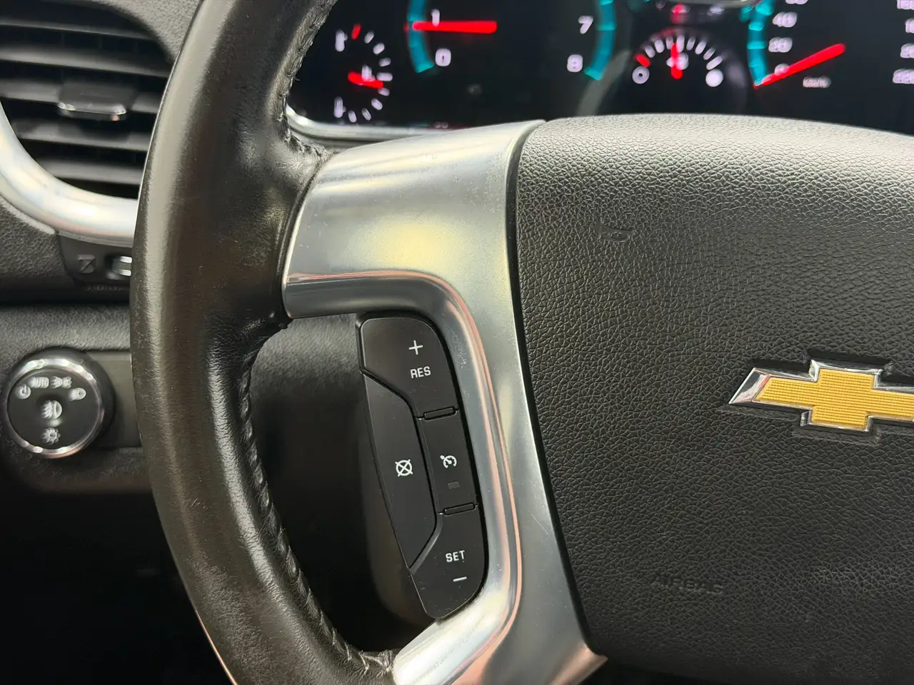 Chevrolet Traverse photo Chevrolet Traverse
