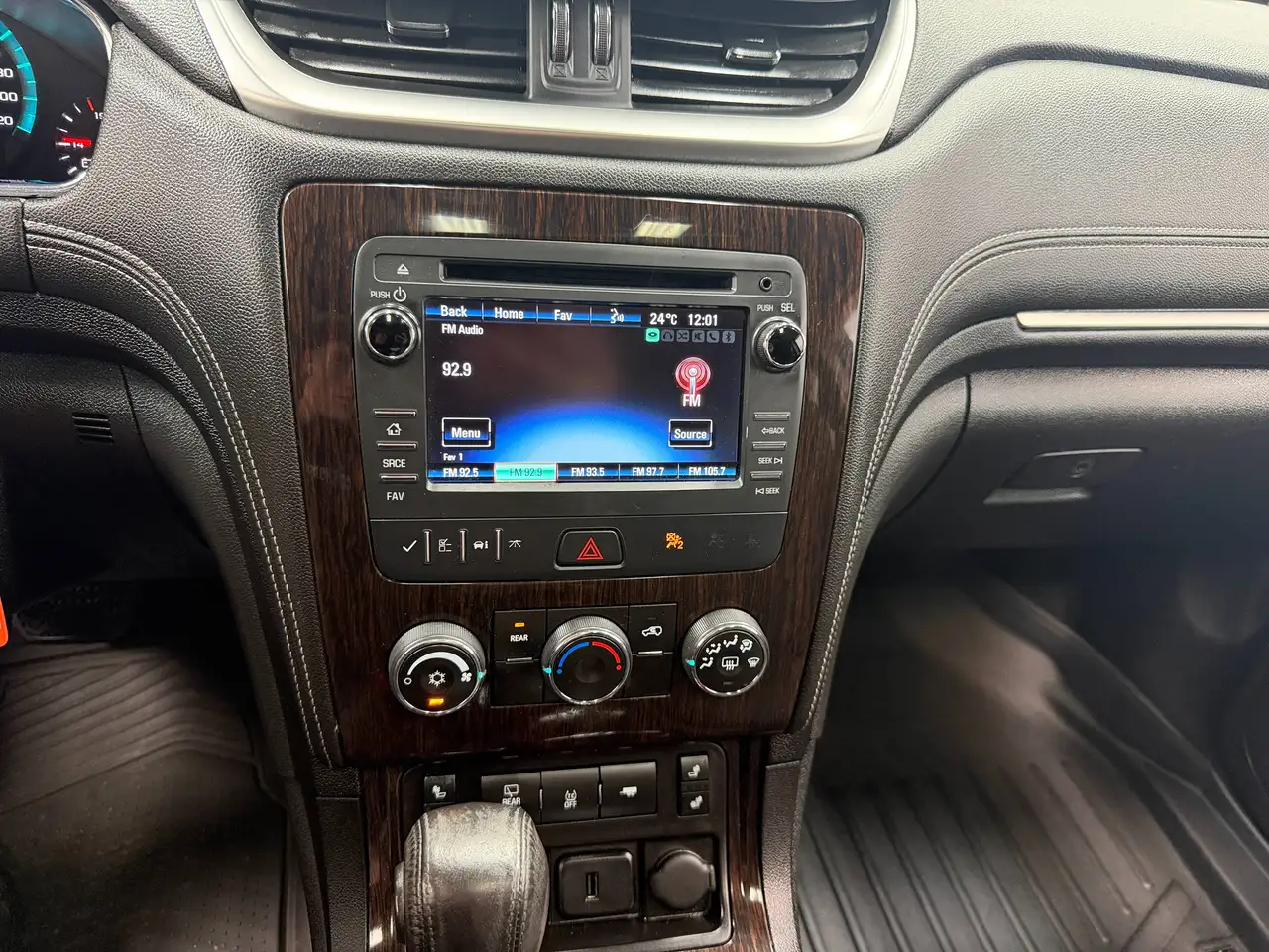 Chevrolet Traverse photo Chevrolet Traverse