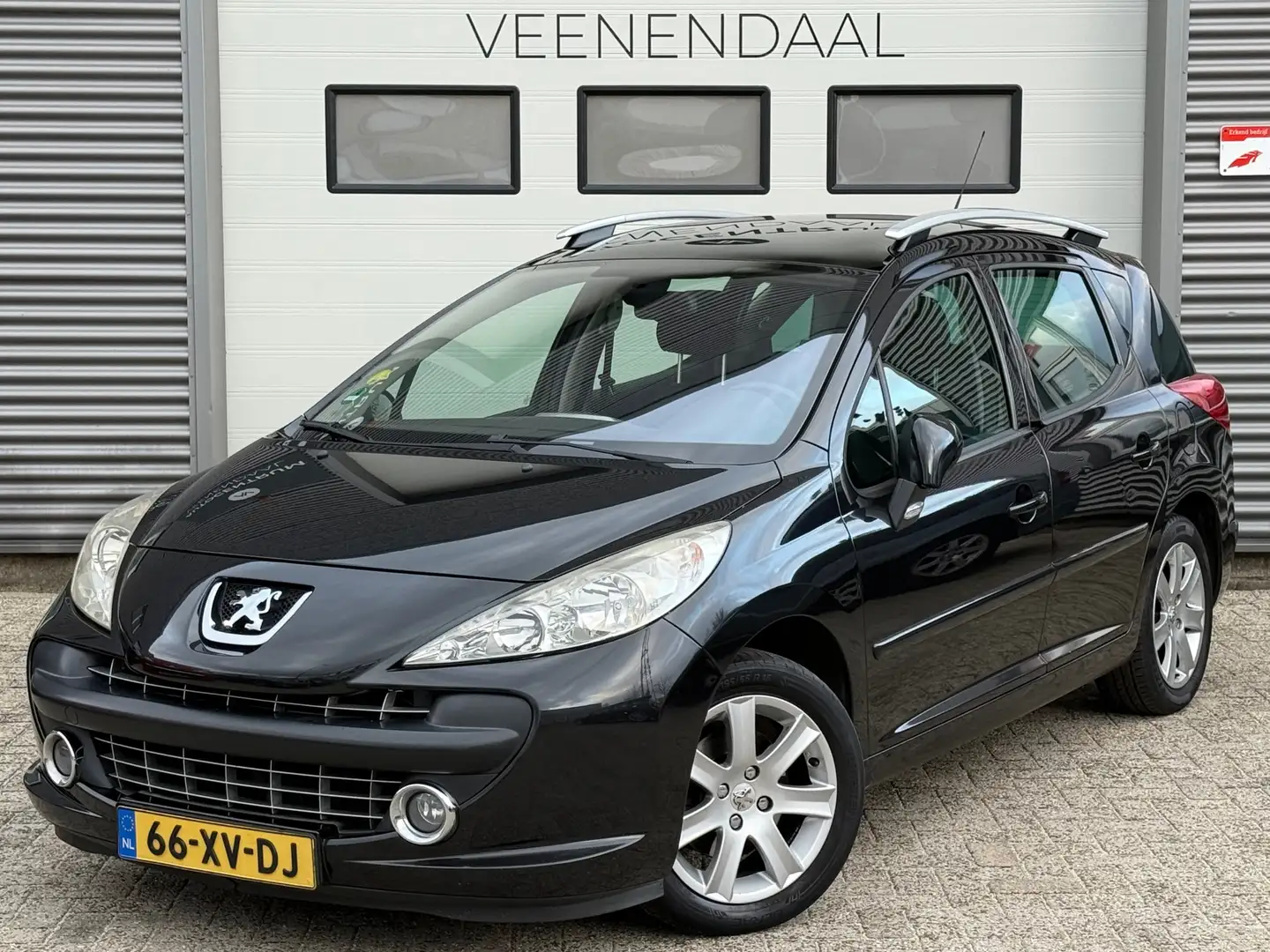 Peugeot 207 SW 1.6 VTi XS APK PANO/TREKHAAK/CRUISE/AIRCO/NAP Schwarz - 2