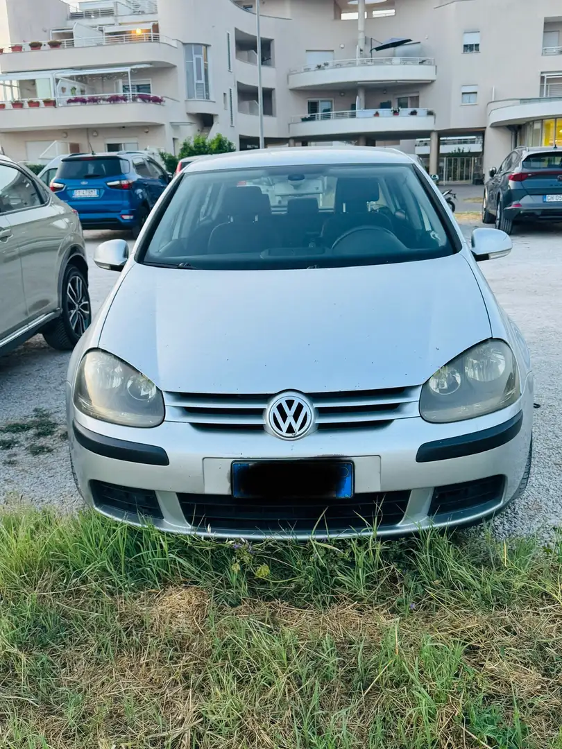 Volkswagen Golf V - 5p 2.0 tdi Sportline 140cv - 1