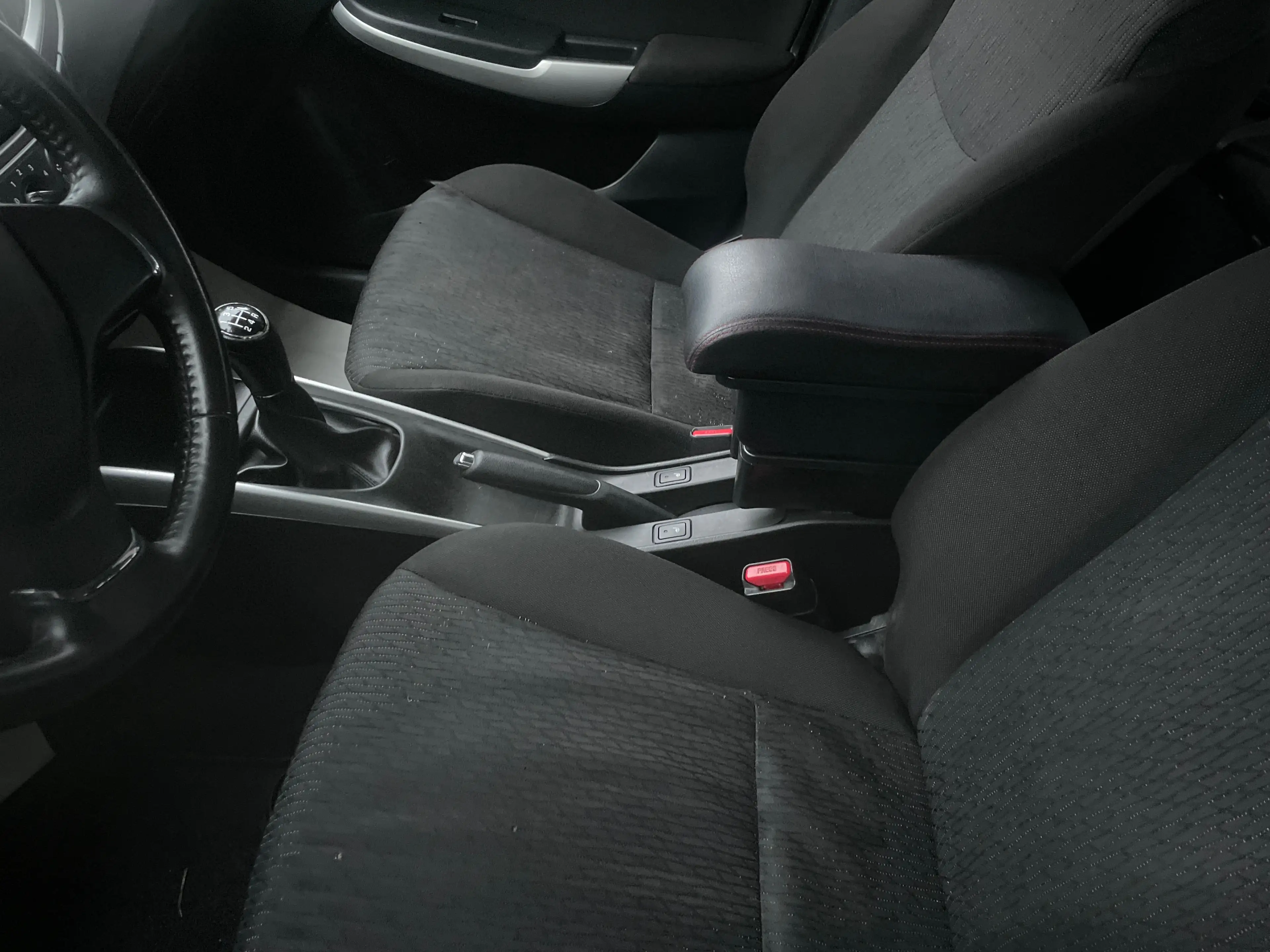Suzuki Baleno Baleno 1.2 Dualjet Basic — photo 6