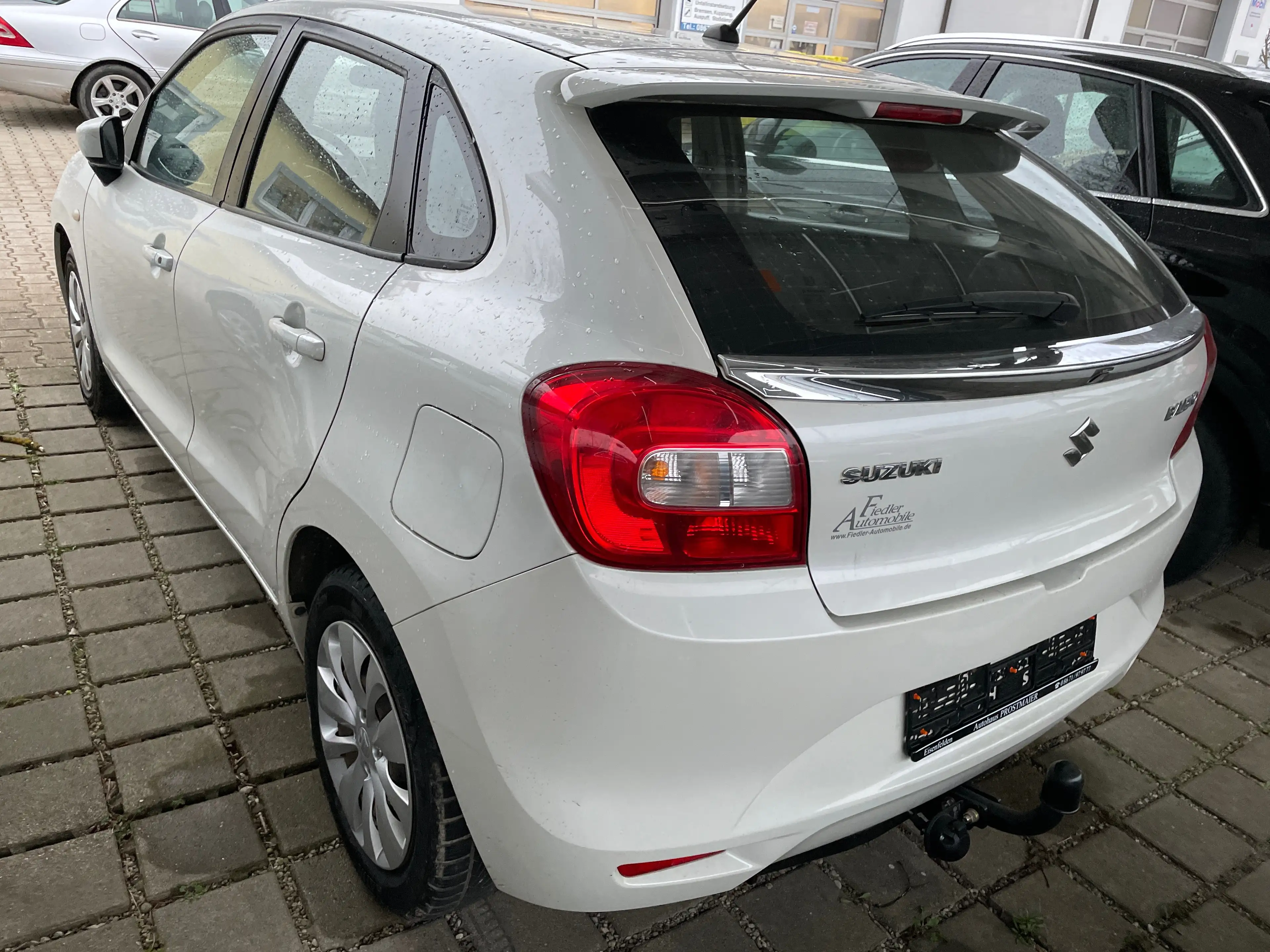 Suzuki Baleno Baleno 1.2 Dualjet Basic — photo 3