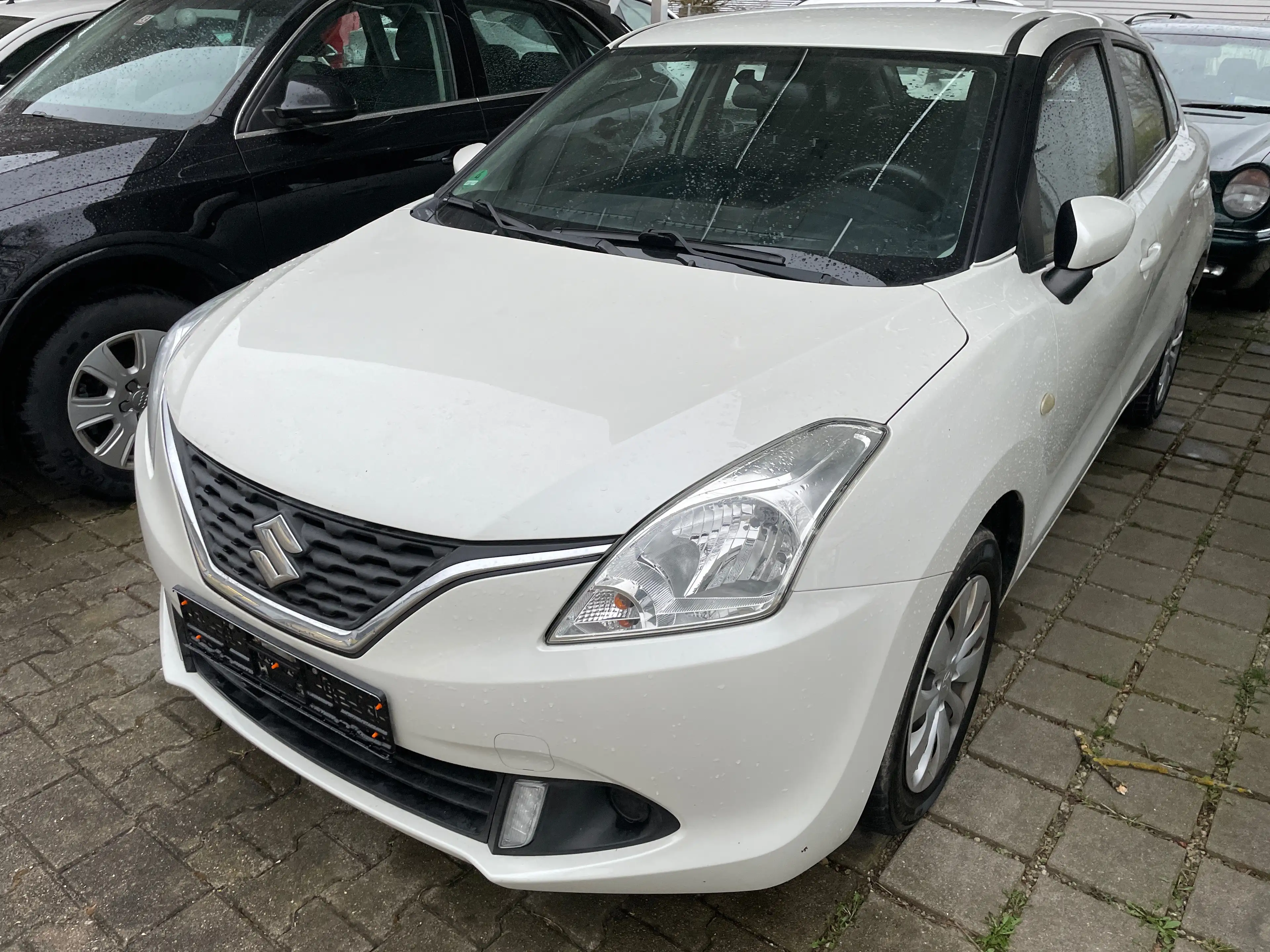 Suzuki Baleno Baleno 1.2 Dualjet Basic — photo 2