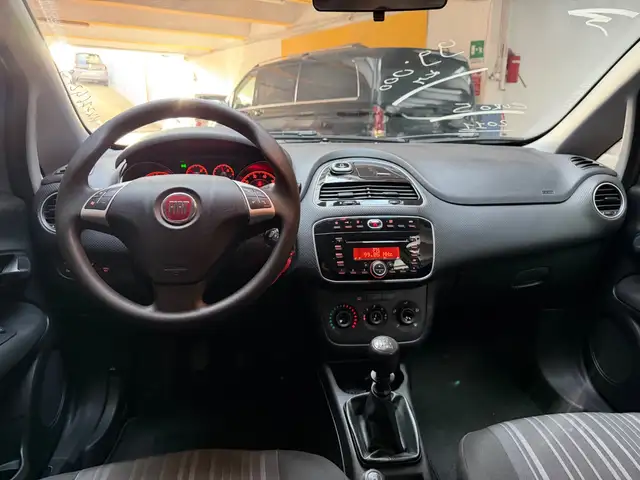 Fiat Punto Evo view 7