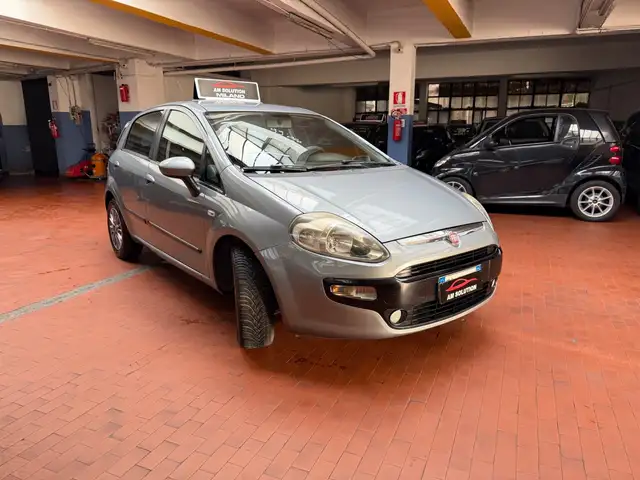 Fiat Punto Evo view 2