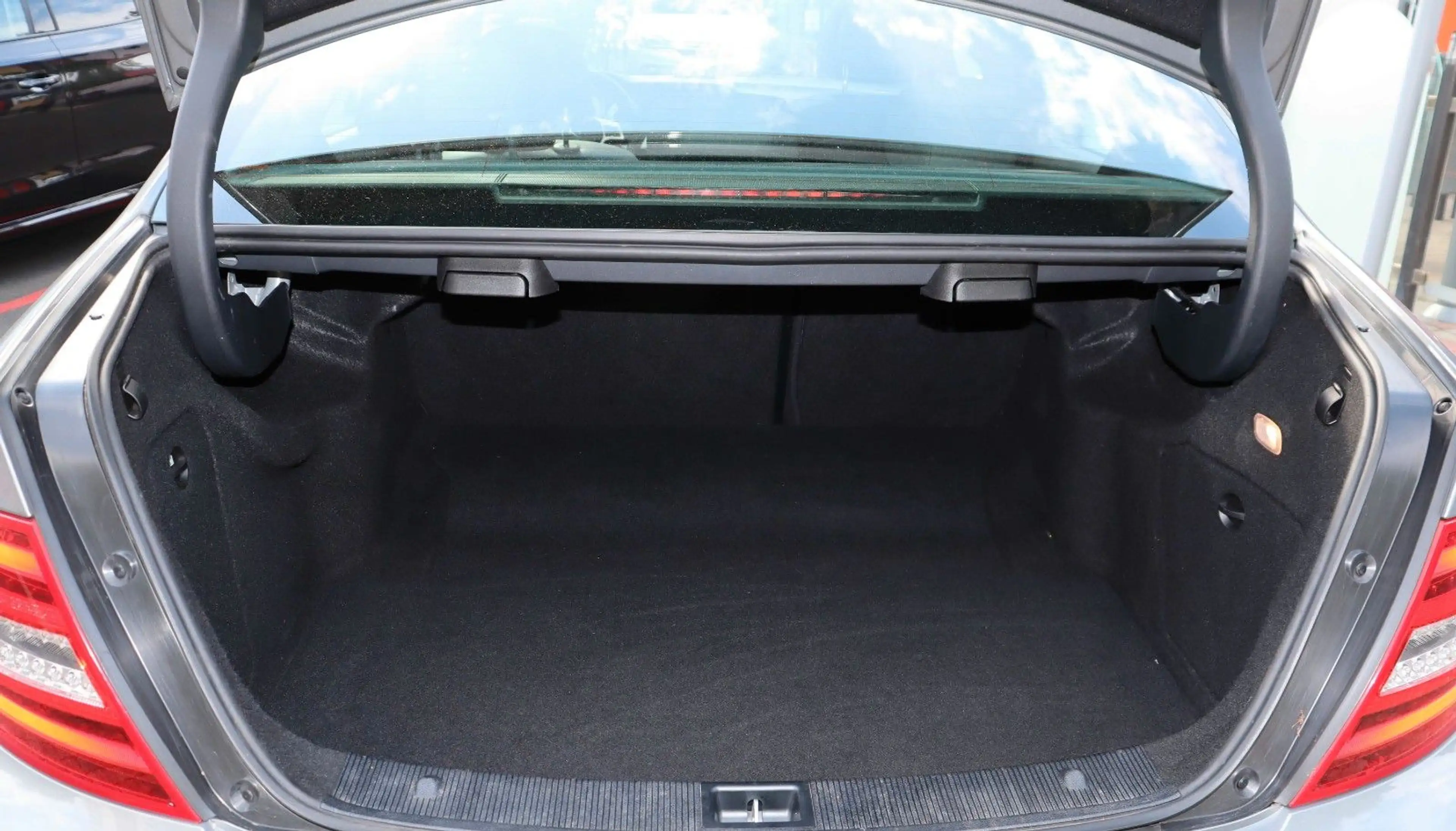 Mercedes-Benz C 220 CDI BlueEfficiency *AMG-Line*2.Hd*H&K*PANO — photo 7