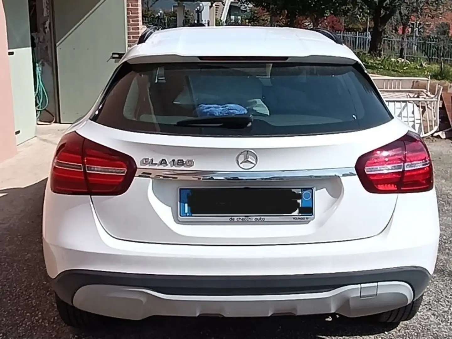 Mercedes-Benz GLA 180 Business - 1