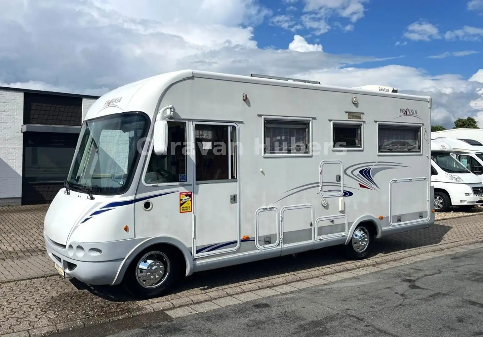 Frankia I 670FD - Fest/Hubbett - auto.Sat/TV - Solar - Weiß - 1