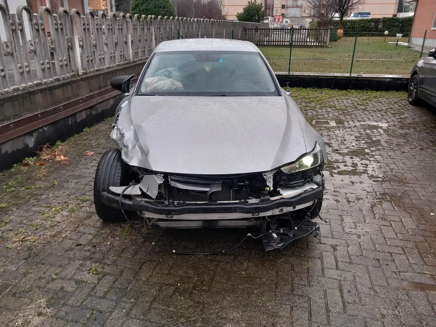 Lexus IS 300 300h 2.5 Luxury - 1