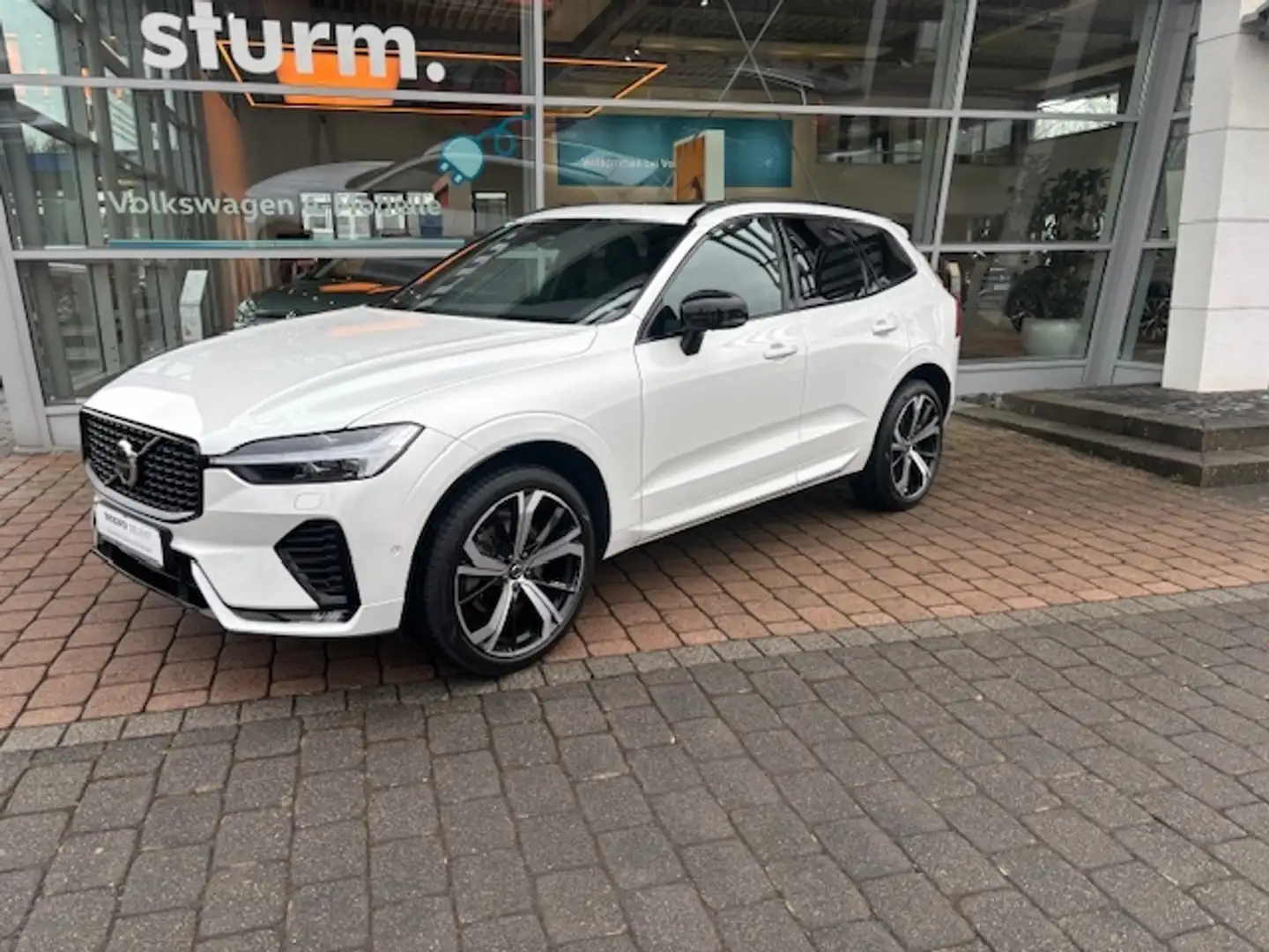 Volvo XC60 Plus Dark B4 AWD *Pano, 360°, 21 Zoll* Weiß - 2