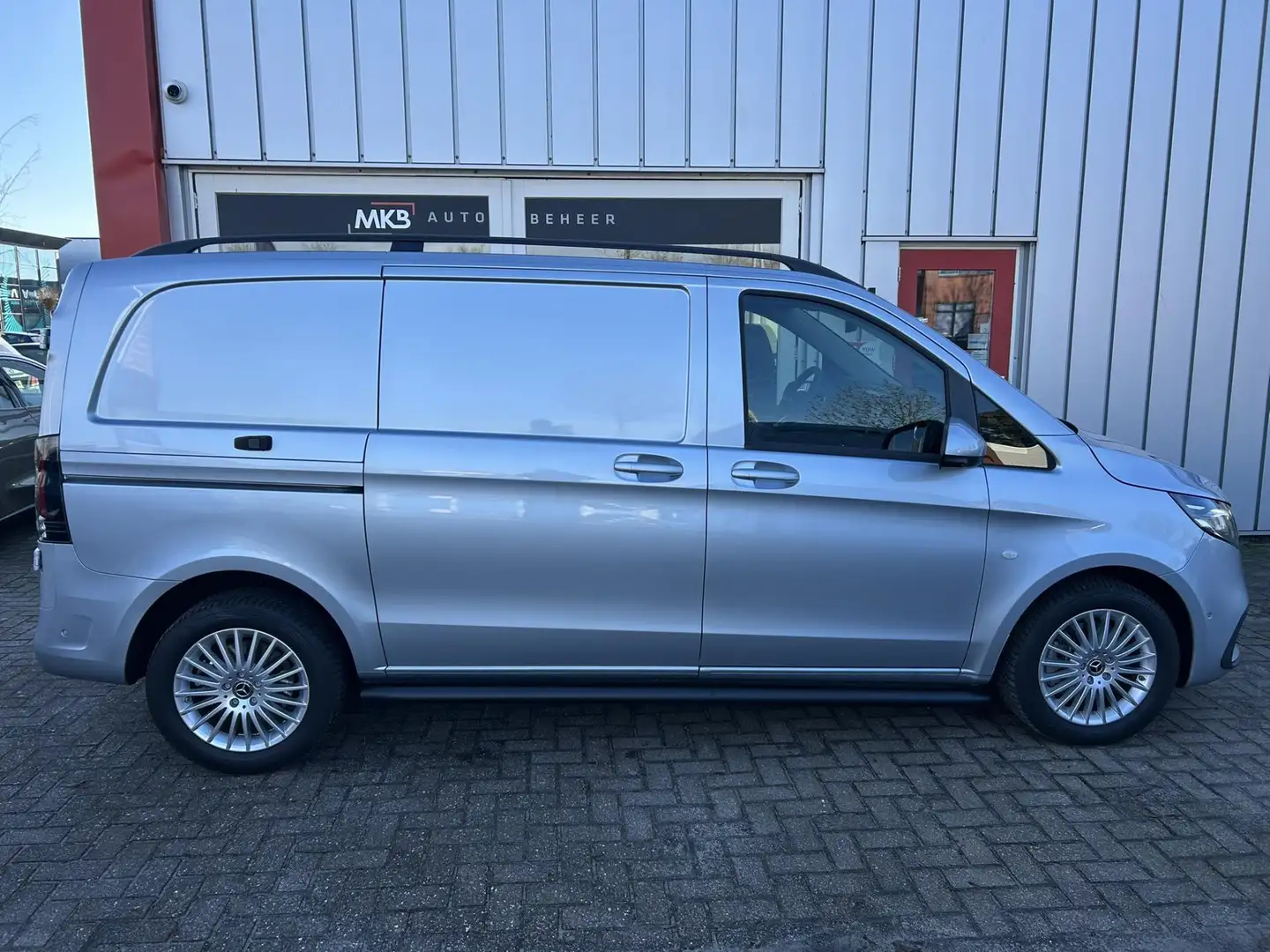 Mercedes-Benz Vito 116 CDI Select AUTOMAAT M-Bux/LED Grijs - 2