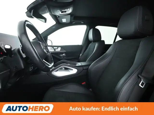 Mercedes-Benz 300 view 10
