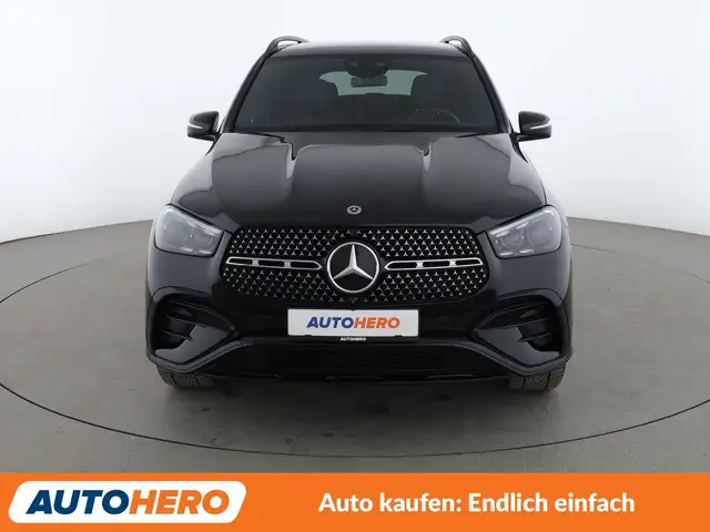 Mercedes-Benz 300 view 9