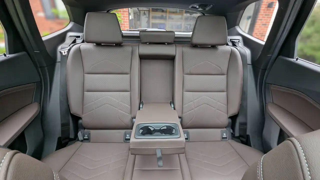 BMW X1 photo BMW X1