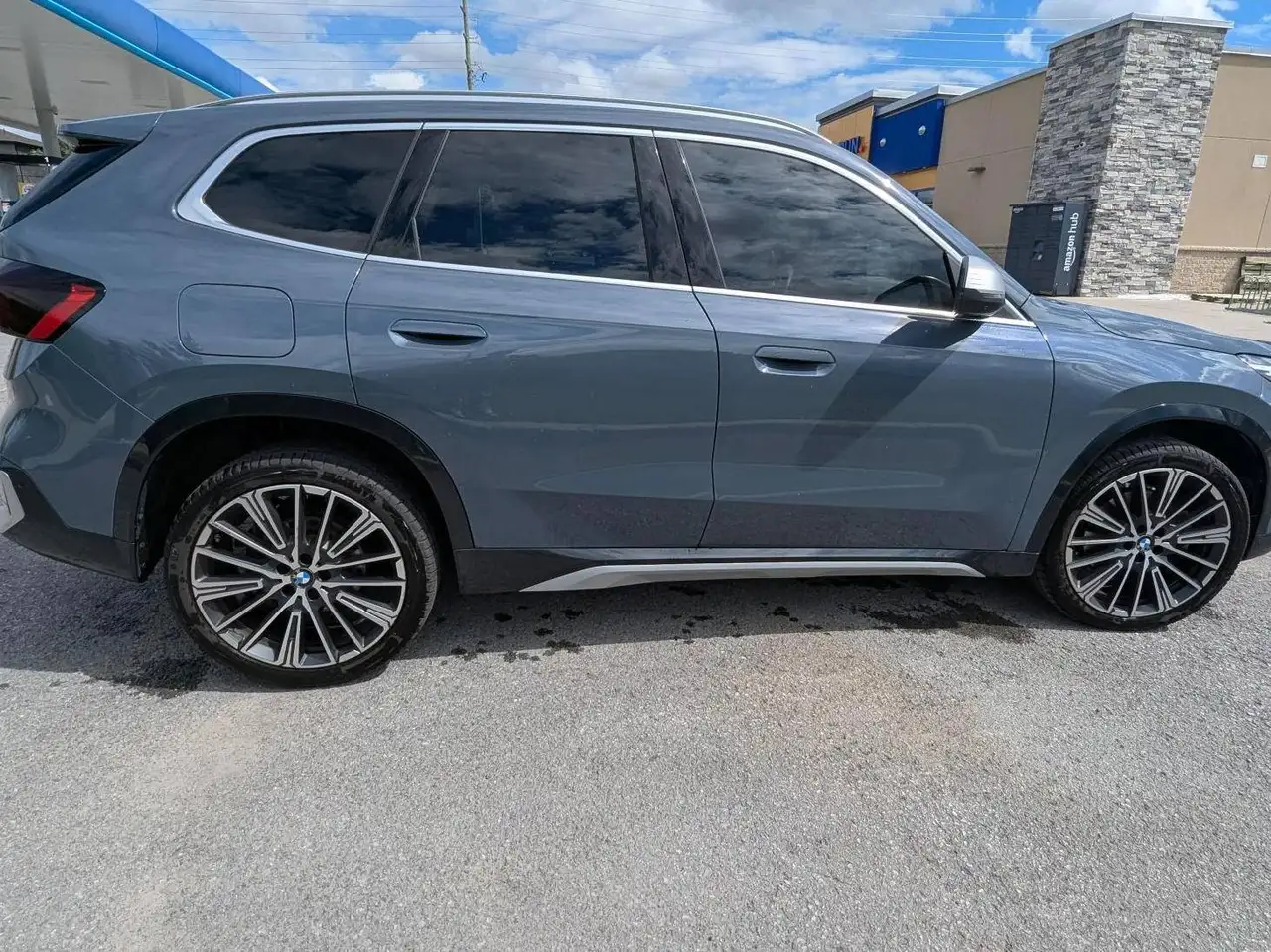 BMW X1 photo BMW X1