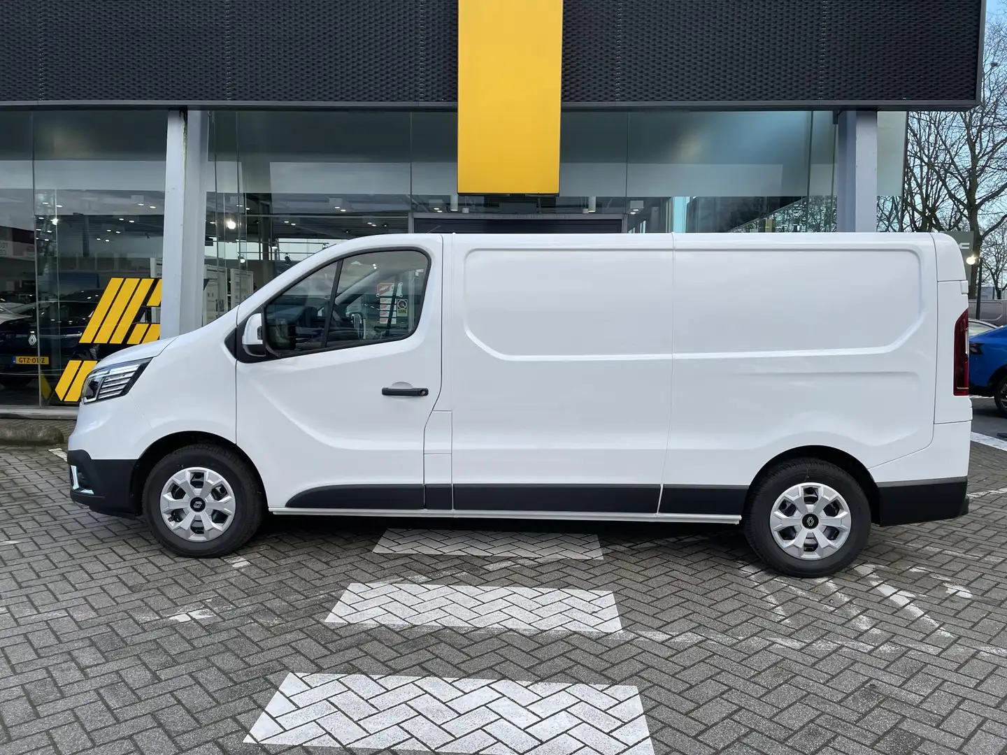 Renault Trafic 2.0 Blue dC1 150 EDC T30 L2H1 Advance EDC Automaat Wit - 2