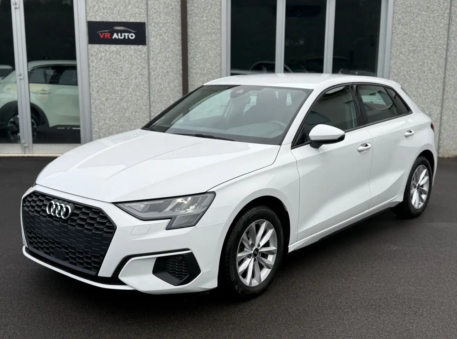 Audi A3 Sportback 40 1.4 tfsi e Business Advanced s-tronic Blanc - 1