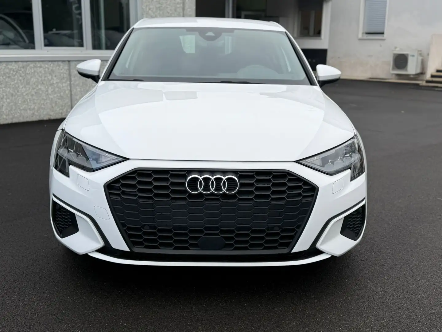 Audi A3 Sportback 40 1.4 tfsi e Business Advanced s-tronic Blanc - 2