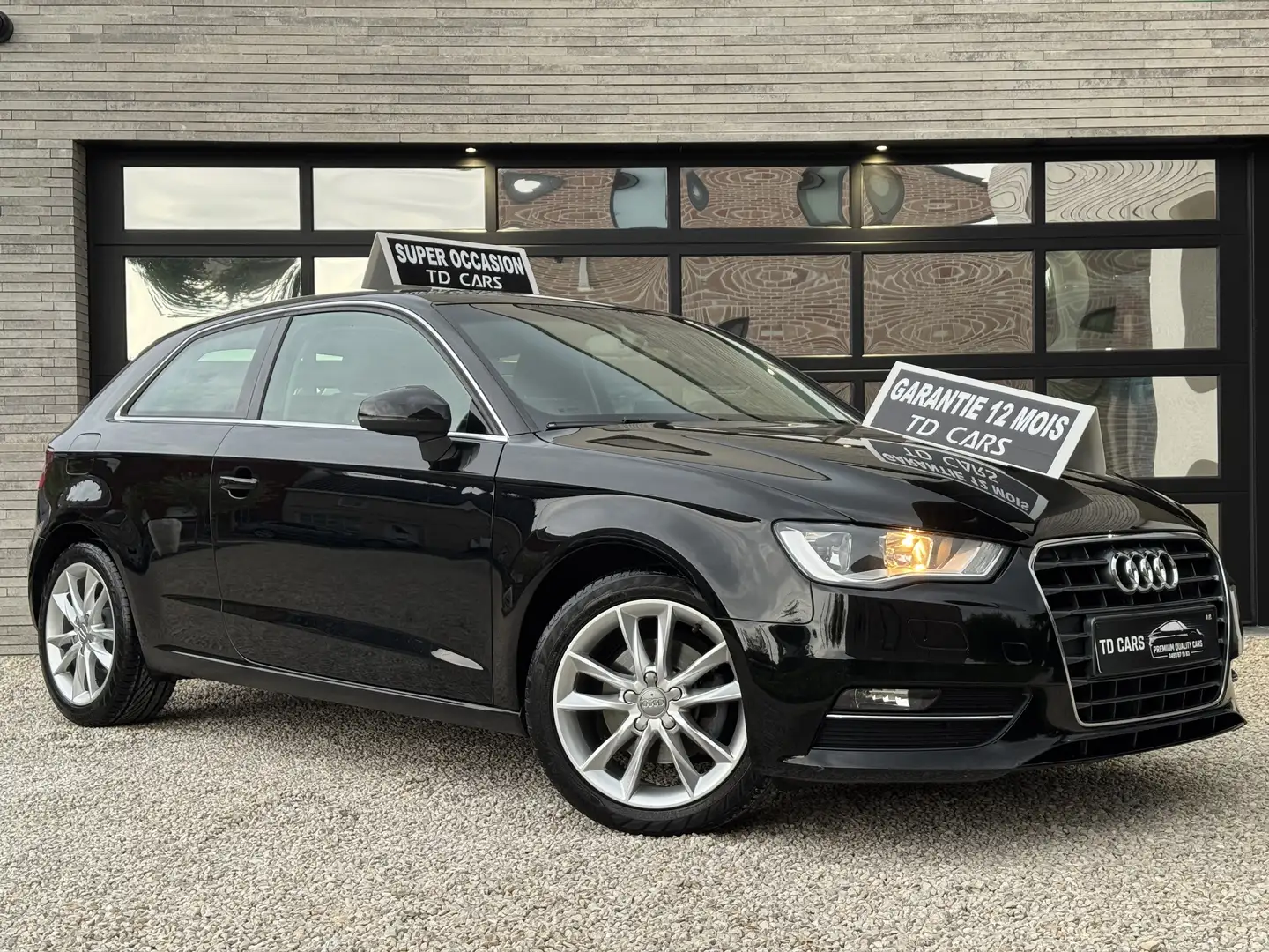 Audi A3 1.4 TFSI Ambition⚠️GARANTIE 12 MOIS⚠️ Černá - 2