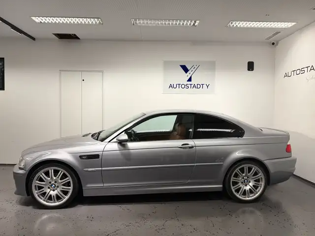 BMW M3 view 6