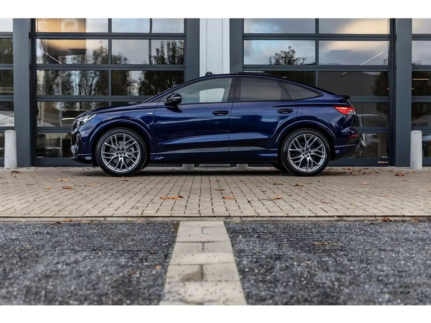 Audi Q4 e-tron SB / Pano / RS seats / ACC / Sonos / ... Blauw - 2