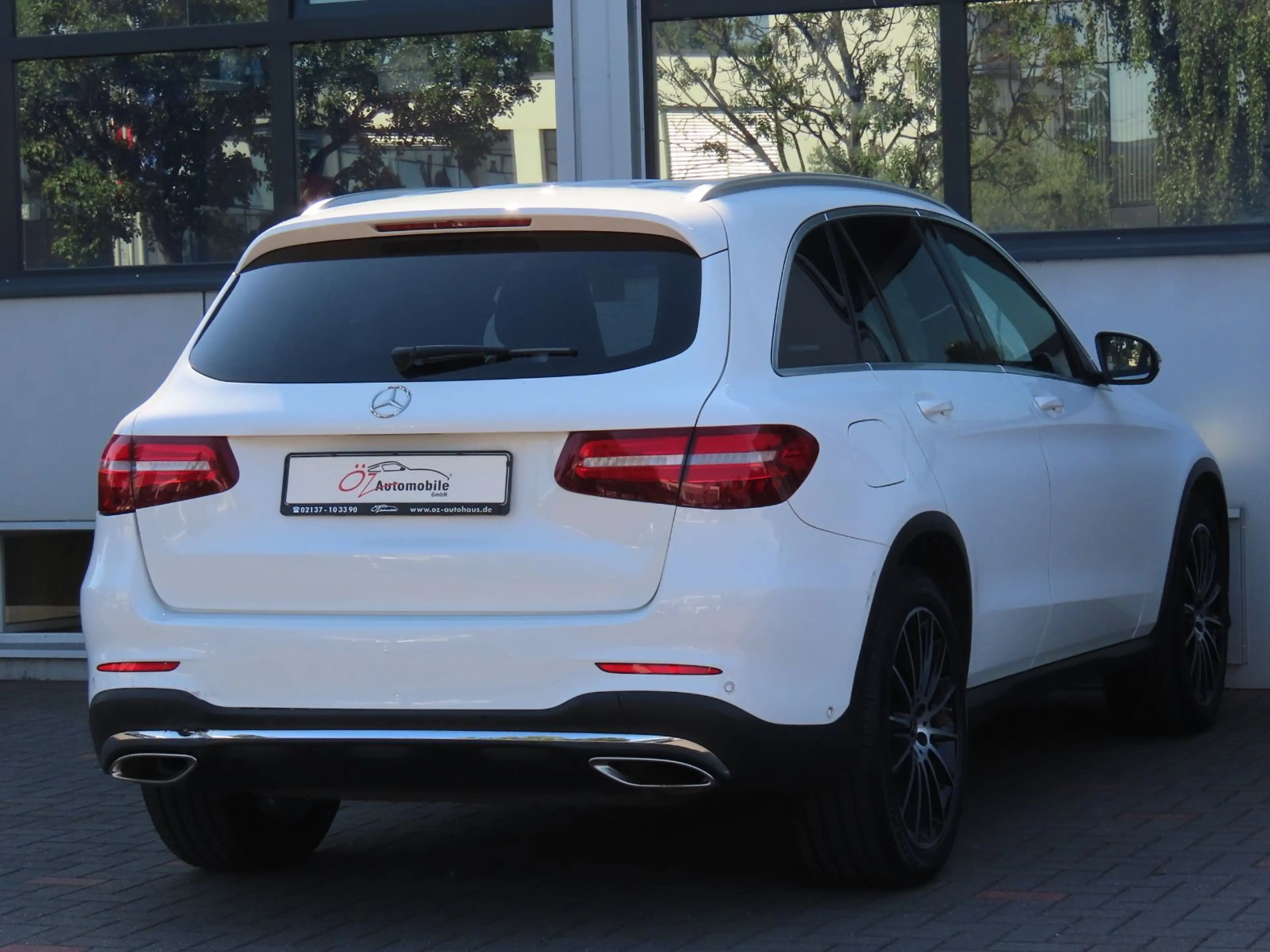 Mercedes-Benz GLC 250 4MATIC Autom. AMG-Line Leder Sitzheizung — photo 5