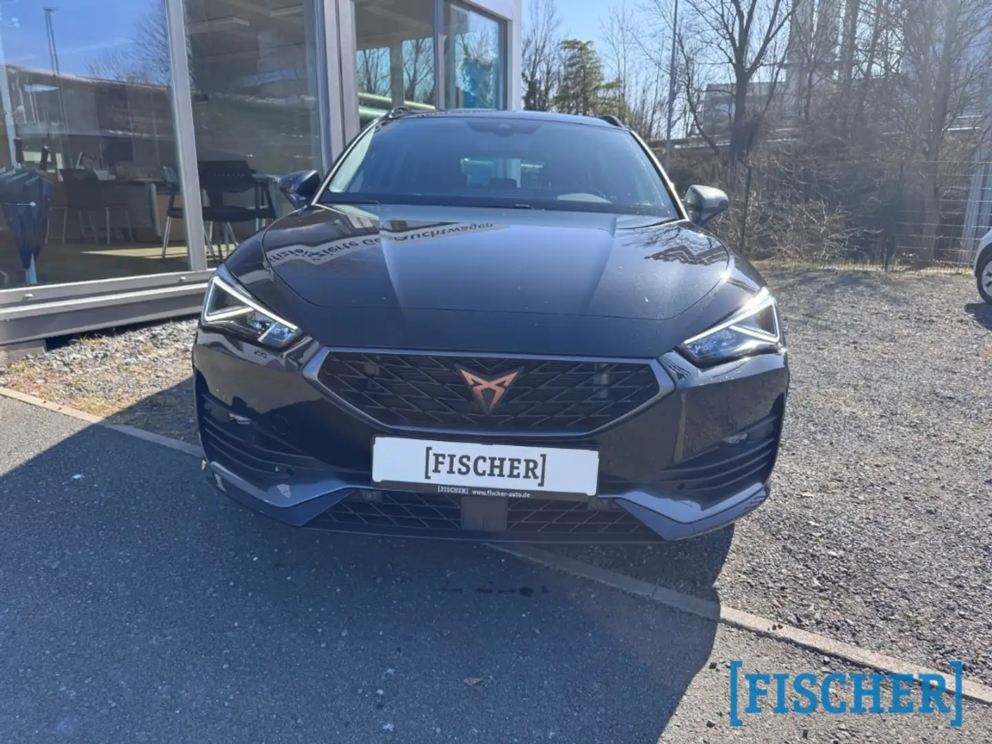 CUPRA Leon ST 2.0TSI DSG Navi LED ACC DAB Vision Plus Schwarz - 2