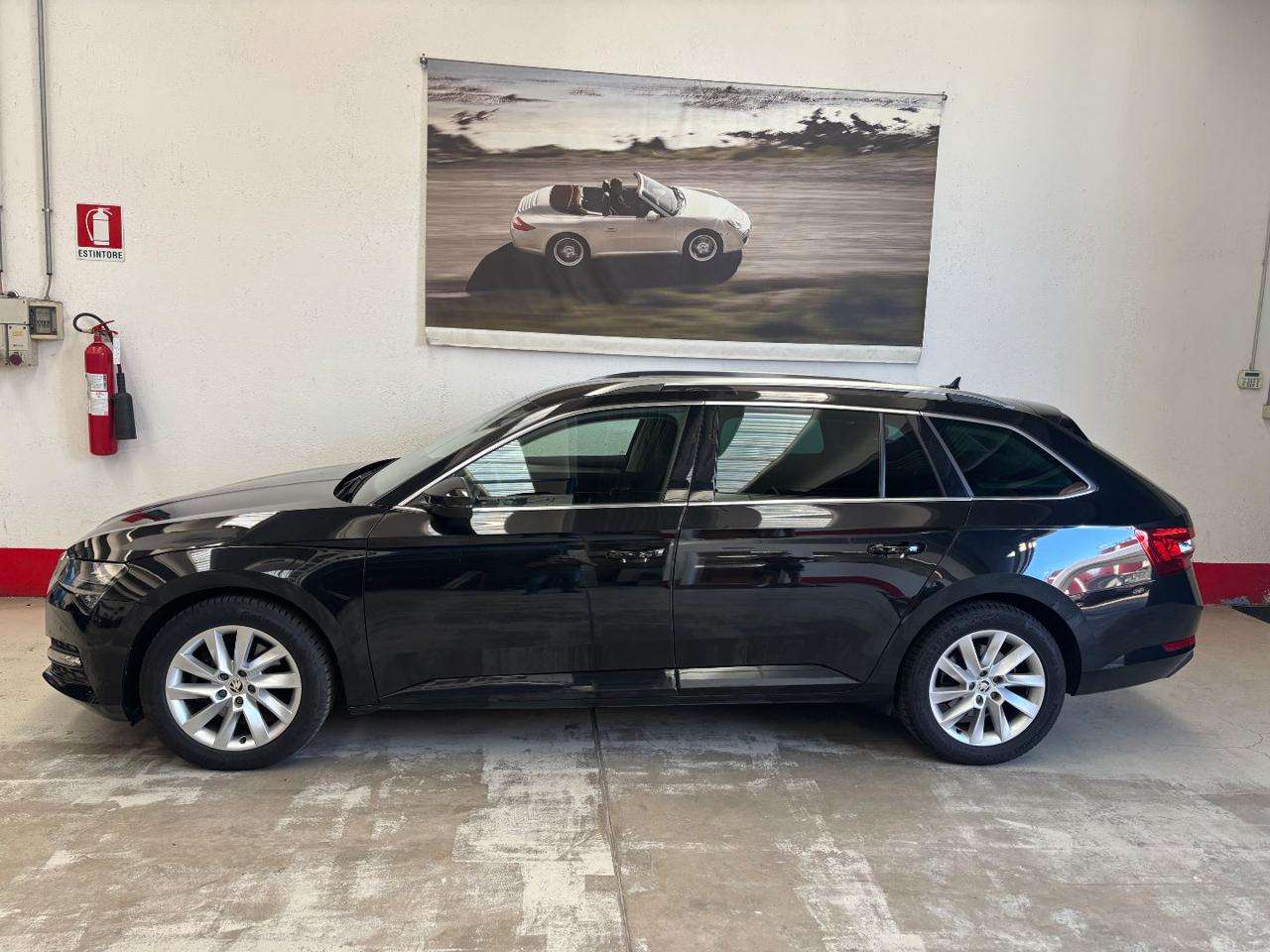 Skoda Superb 2.0 TDI EVO 150 CV SCR DSG Wagon Executive