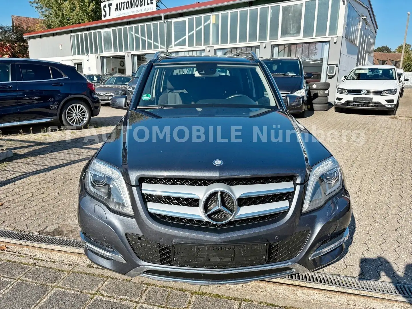 Mercedes-Benz GLK 200 CDI*AUTOMATIK*PANORAMA*PDC*TEMPO*XEN Grau - 2