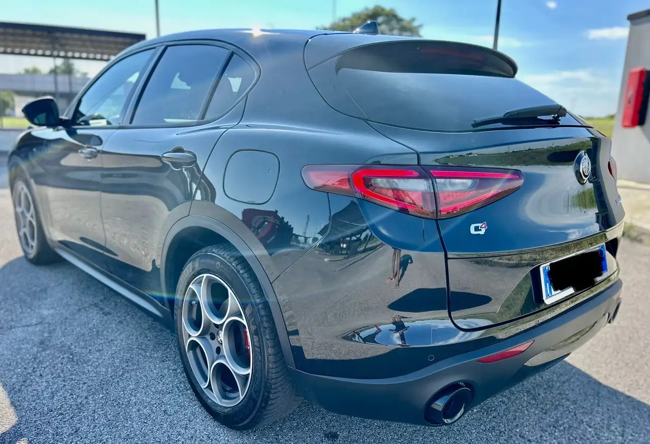 Alfa Romeo Stelvio 2022