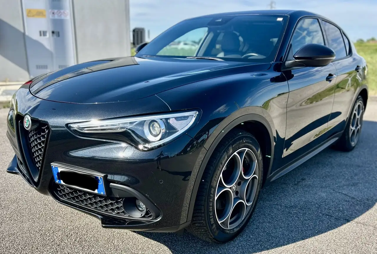 Alfa Romeo Stelvio 2022