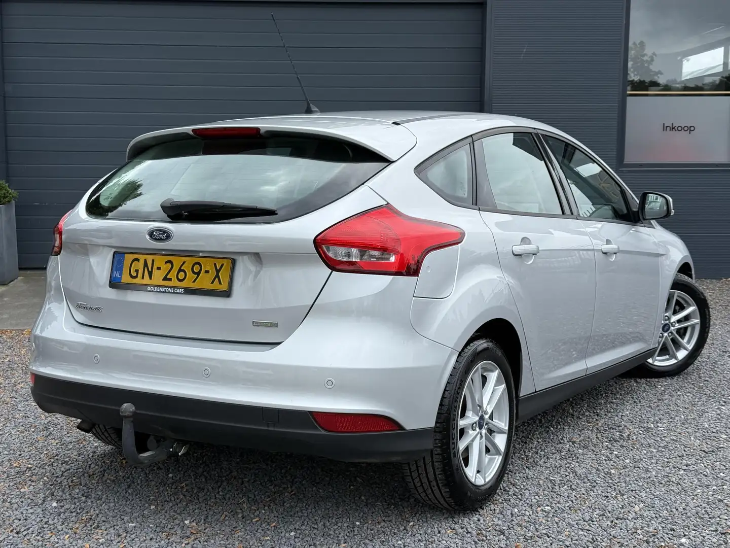 Ford Focus 1.0 Trend Edition Navi,Airco,Cruise,PDC,Trekhaak,N Grijs - 2