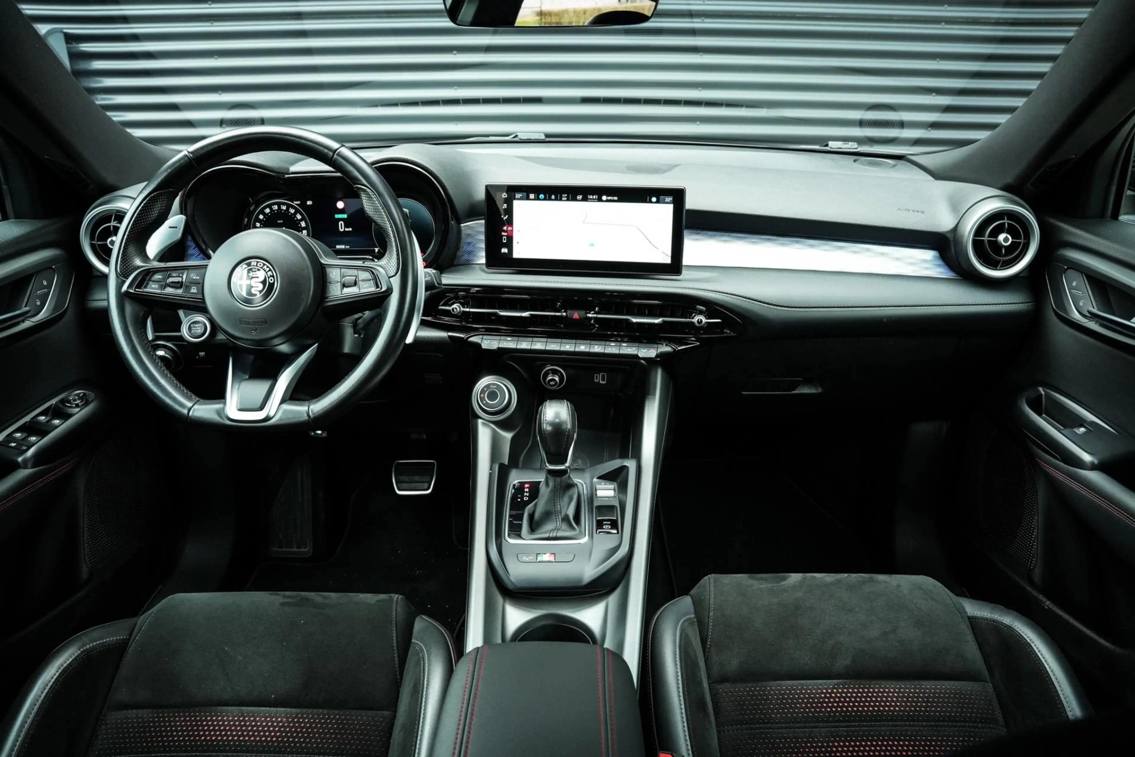 Alfa Romeo Tonale 1.5T Hybrid Edizione Speciale | ACC | CarPlay | DA — photo 3