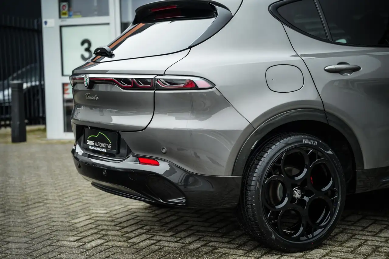 Alfa Romeo Tonale 2022 — фото 33
